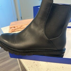 Like new Stuart Weitzman Chelsea boots
